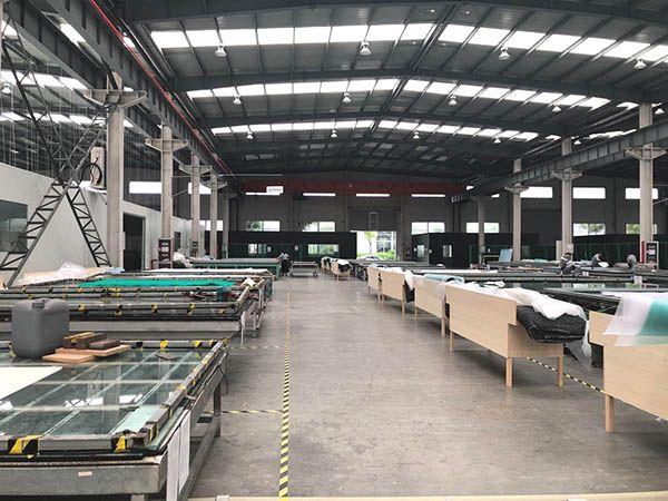 3200*1350 ノメックス切断機 切断用真空システム 4