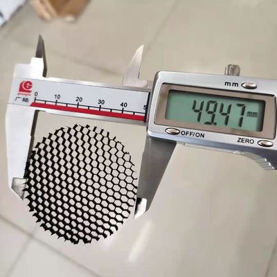 3.2mm セルサイズ ハニカムグリッド ハニカムルーバー LEDライト用防眩
