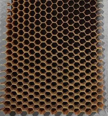 電子製品に適用される繊維ガラス布のハニコムコア