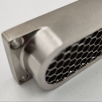 スポット・ウェルディング ステンレス鋼 ハニーコムプレート セルサイズ 6.4mm 風トンネル用