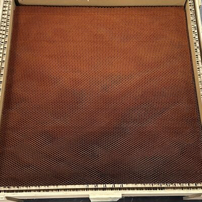 高強度・高靭性のアラミドハニカムコア、密度56